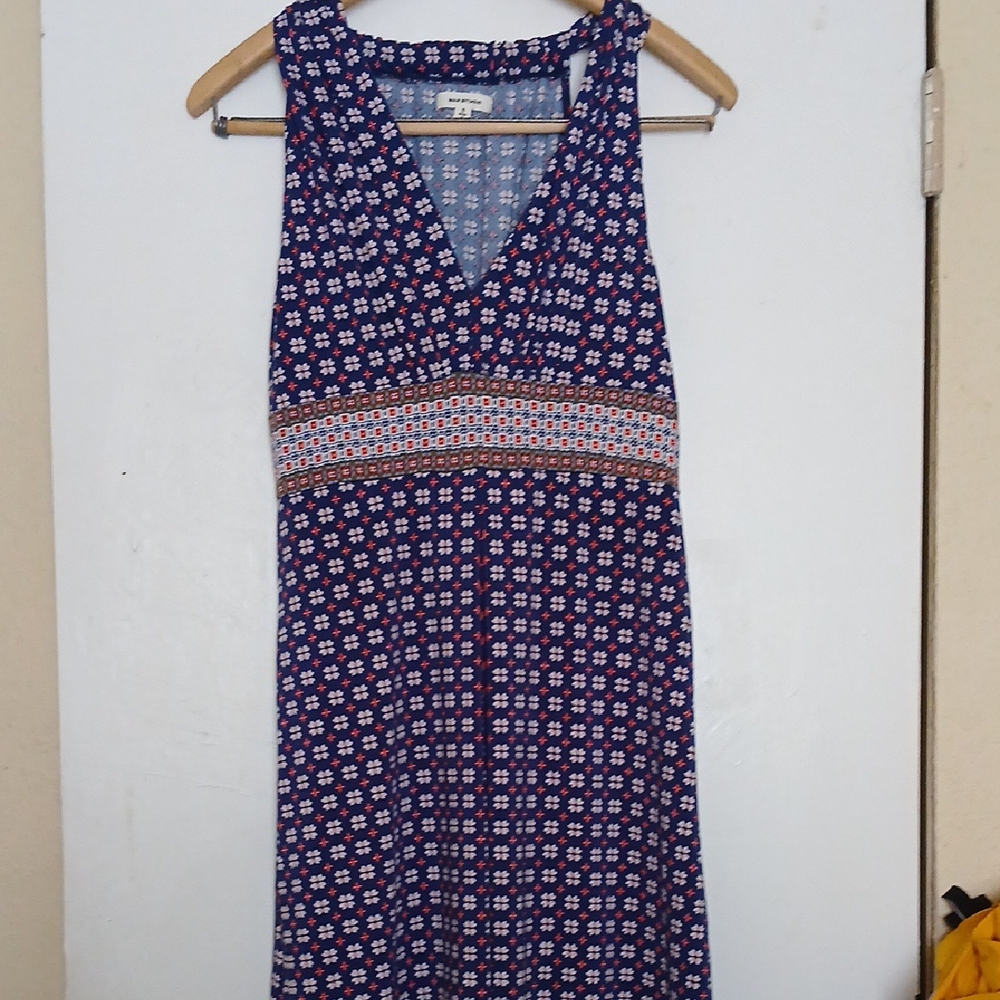 Max Studio V Next No Sleeve Summer Dress S